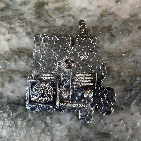 🦄 Disney Inside Out UNICORN FabUlous Pin Disney Pixar PRIDE Collection Pin 2023 - Picture 4 of 7